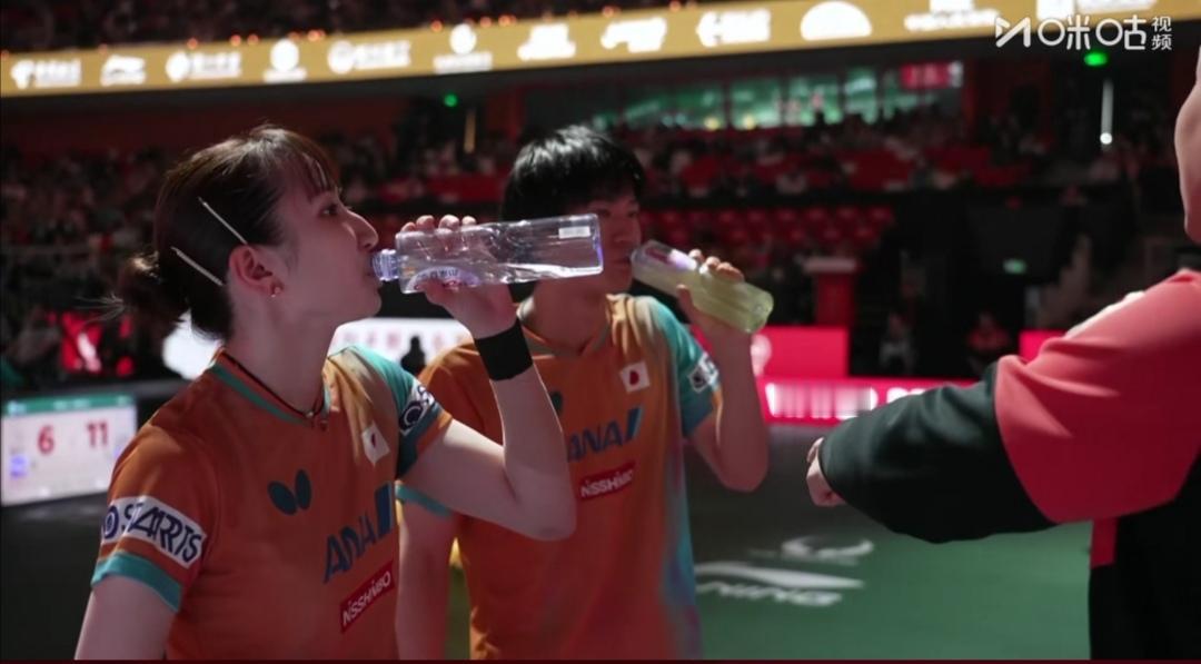 日本队8：2大胜韩国队，七连胜。
12月6日  12：00 中日决战
第二阶段循