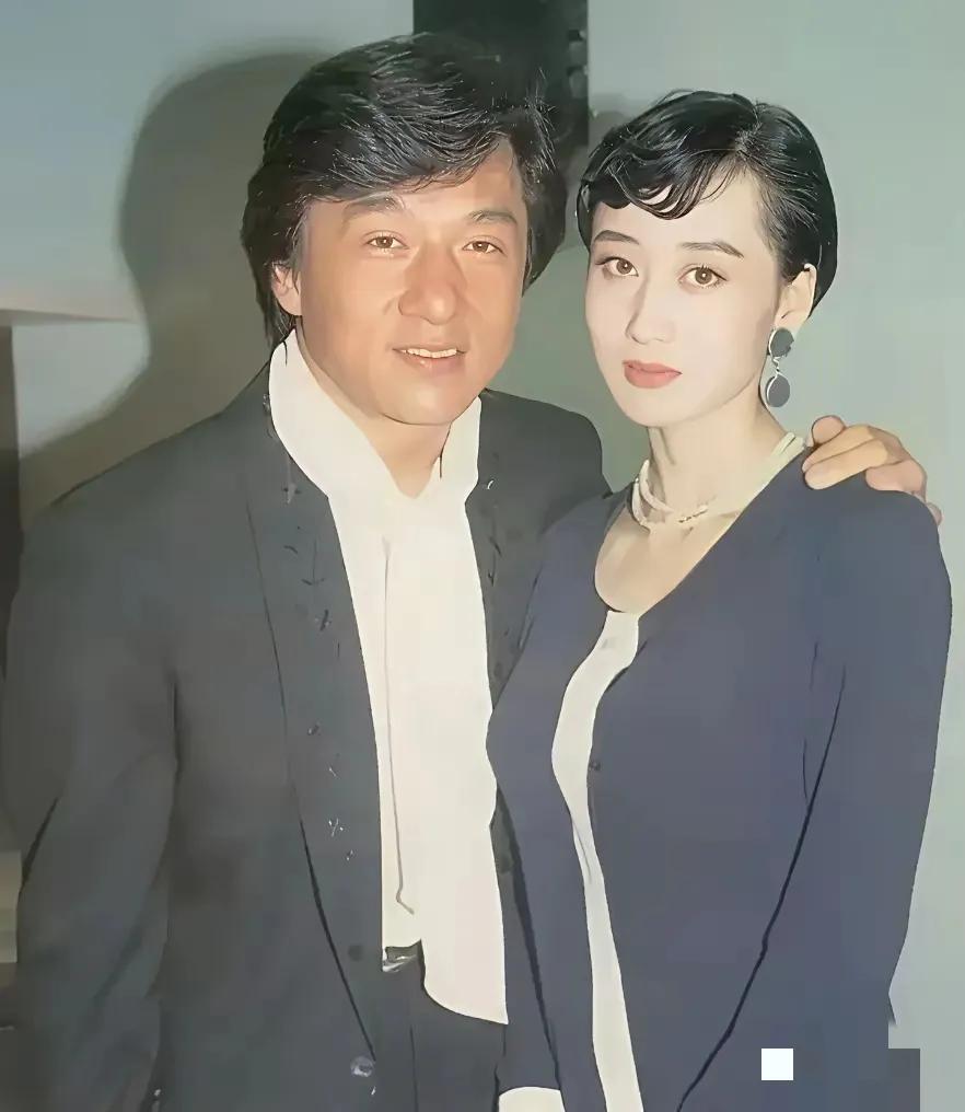 成龙大哥和利智合作的影片有哪几部？都是什么名字，大家有知道的吗？这个时期估计利智