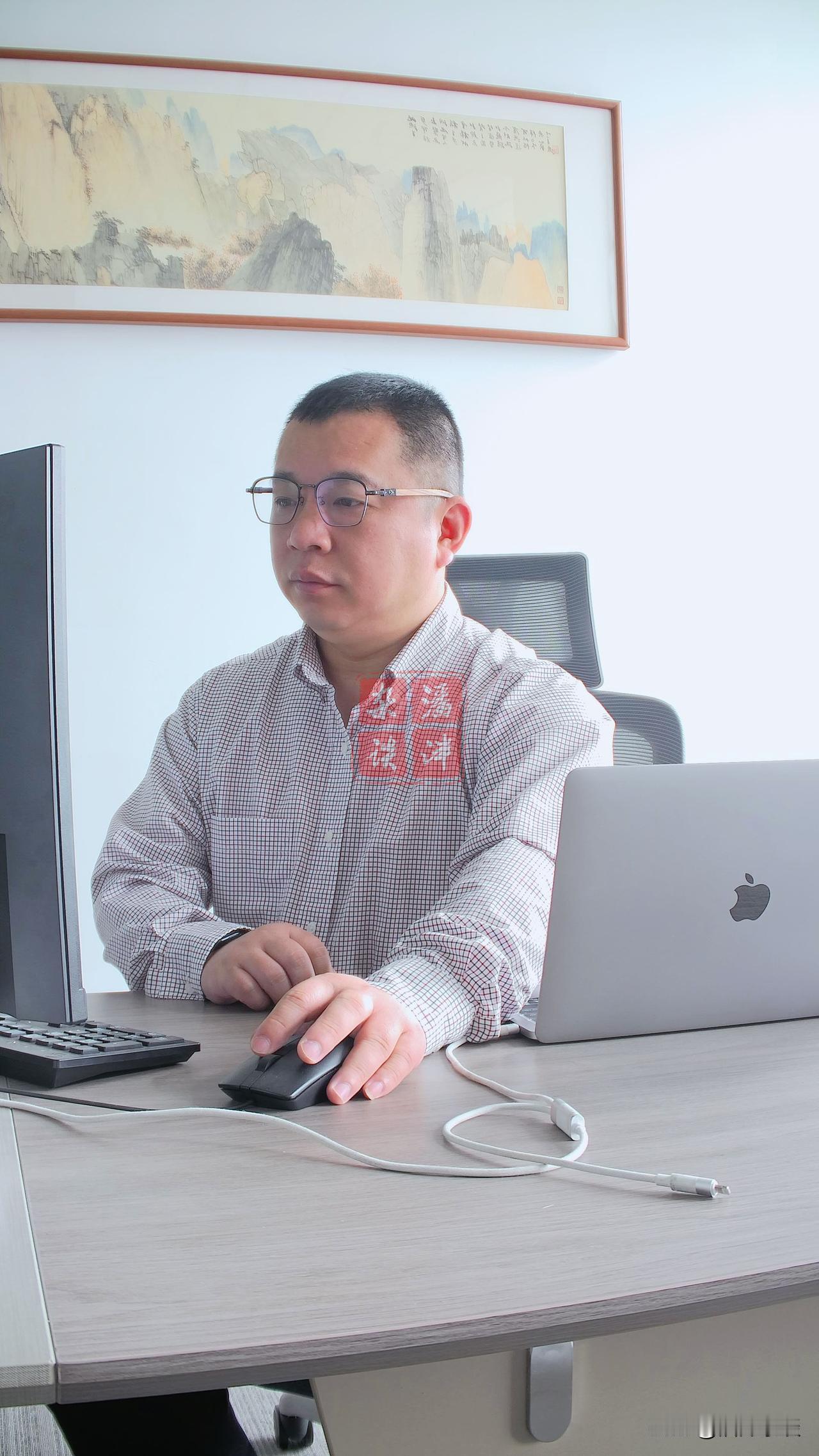 沟通的最高境界
在人际交往中，最强大的武器不是你的观点，而是你的“倾听”。很多人