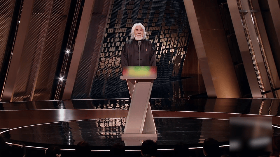 刘亦菲版小龙女考虑过刘晓庆 张纪中爆料小龙女考虑过刘晓庆，可惜56岁hold不住