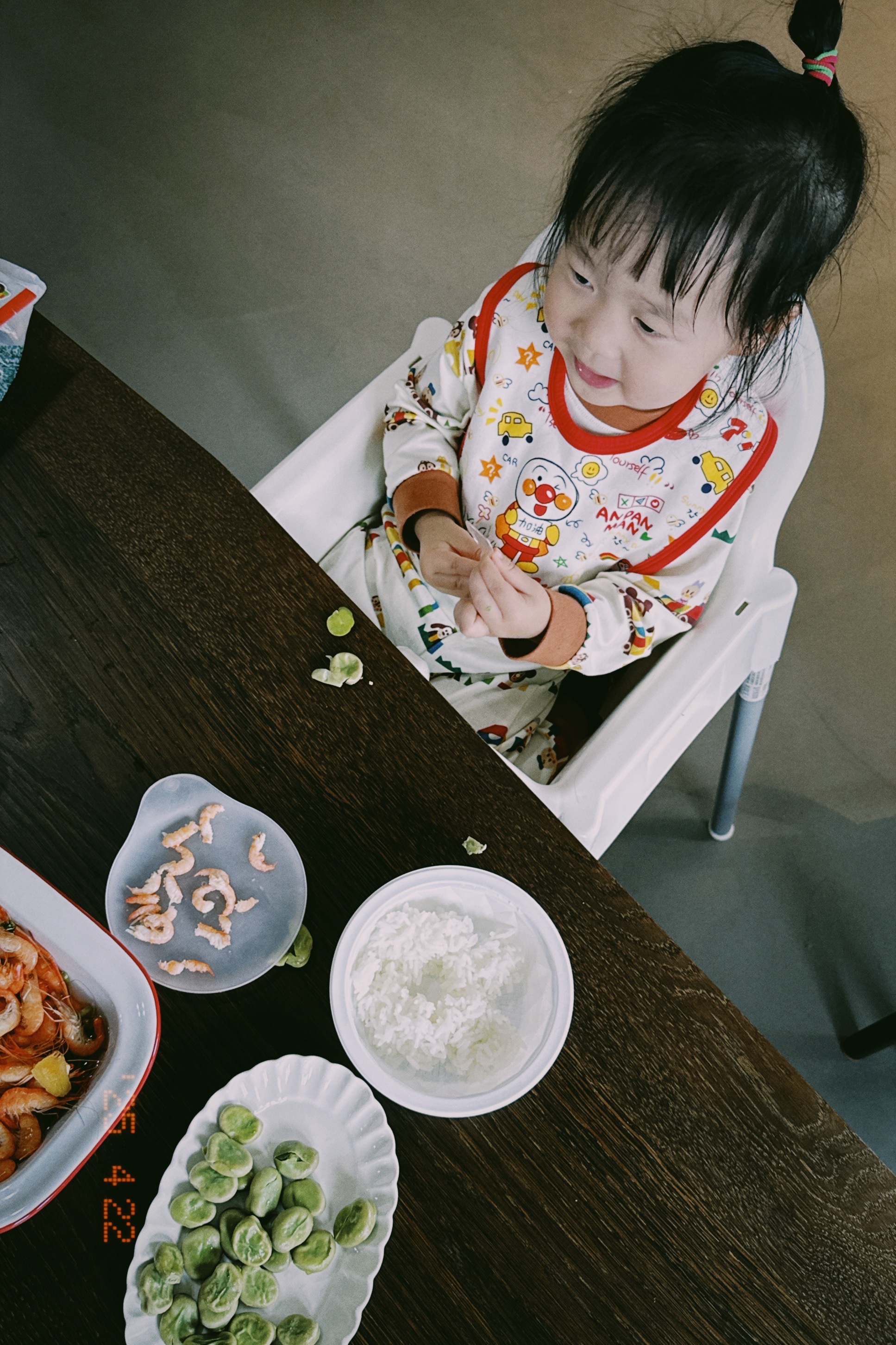 吃饭胃口越来越好的宝宝[干饭人]这两天已经从爱豌豆➡️爱蚕豆啦！✅[比耶]开始喜