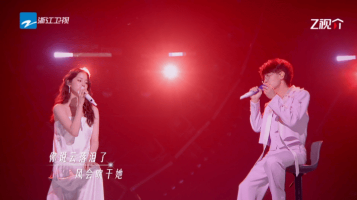 欧阳娜娜王铮亮阳光下的星星两位音乐人强强联手，改编更具层次感，合唱温柔治愈余韵悠