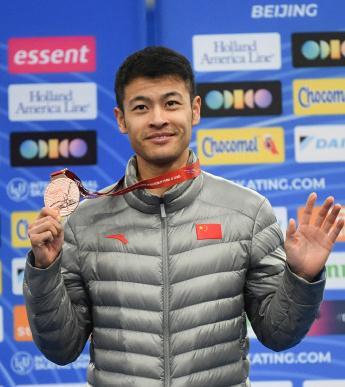 宁忠岩时尚资源 宁忠岩时尚资源，前一秒的奥运冠军，后一秒的时尚超模，谁看了不说一
