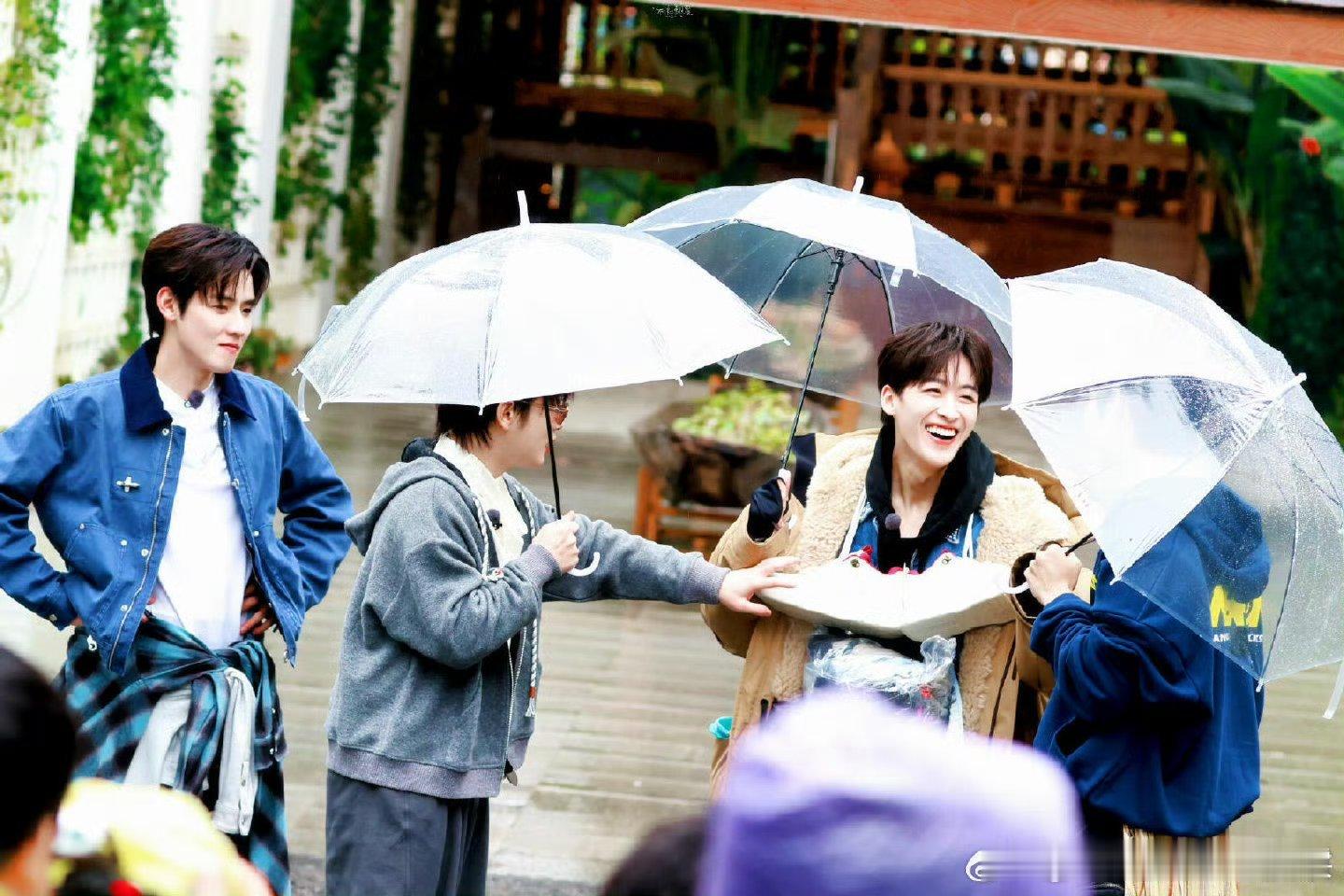 R1SE！周震南、何洛洛、夏之光、张颜齐、任豪一起录制欢迎来到蘑菇屋2 好帅的哥