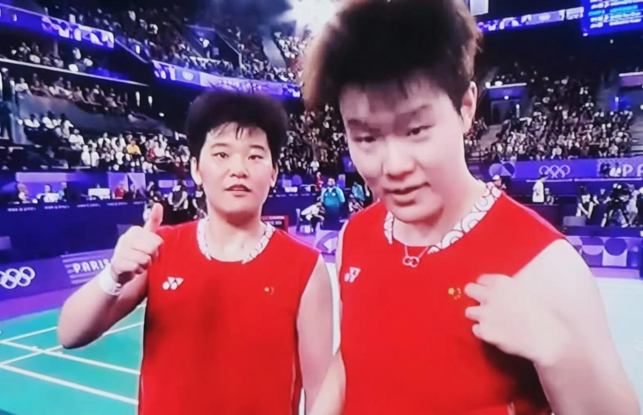 恭喜国羽！两对女双携手打入奥运四强，期待会师决赛！

陈清晨贾一凡2：0保加利亚