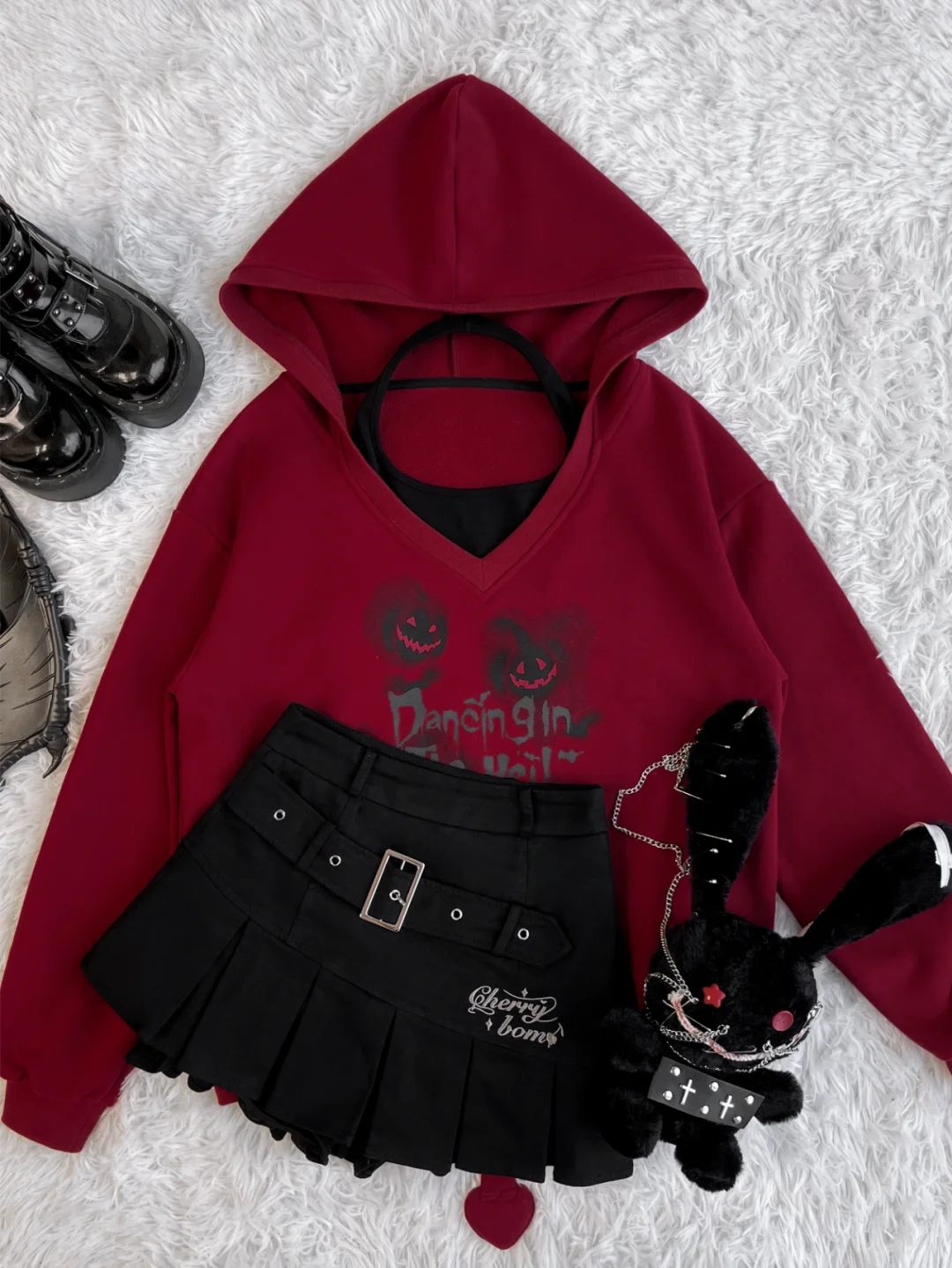 正面一般，后背绝了！左滑看小翅膀和尾巴