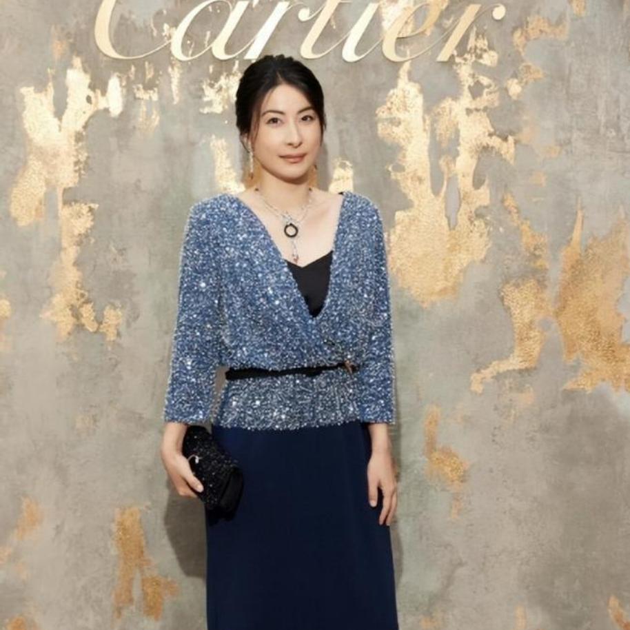 郭晶晶44岁再封神！豪门儿媳不靠夫家，活成自己的金字招牌

别以为豪门阔太都是花