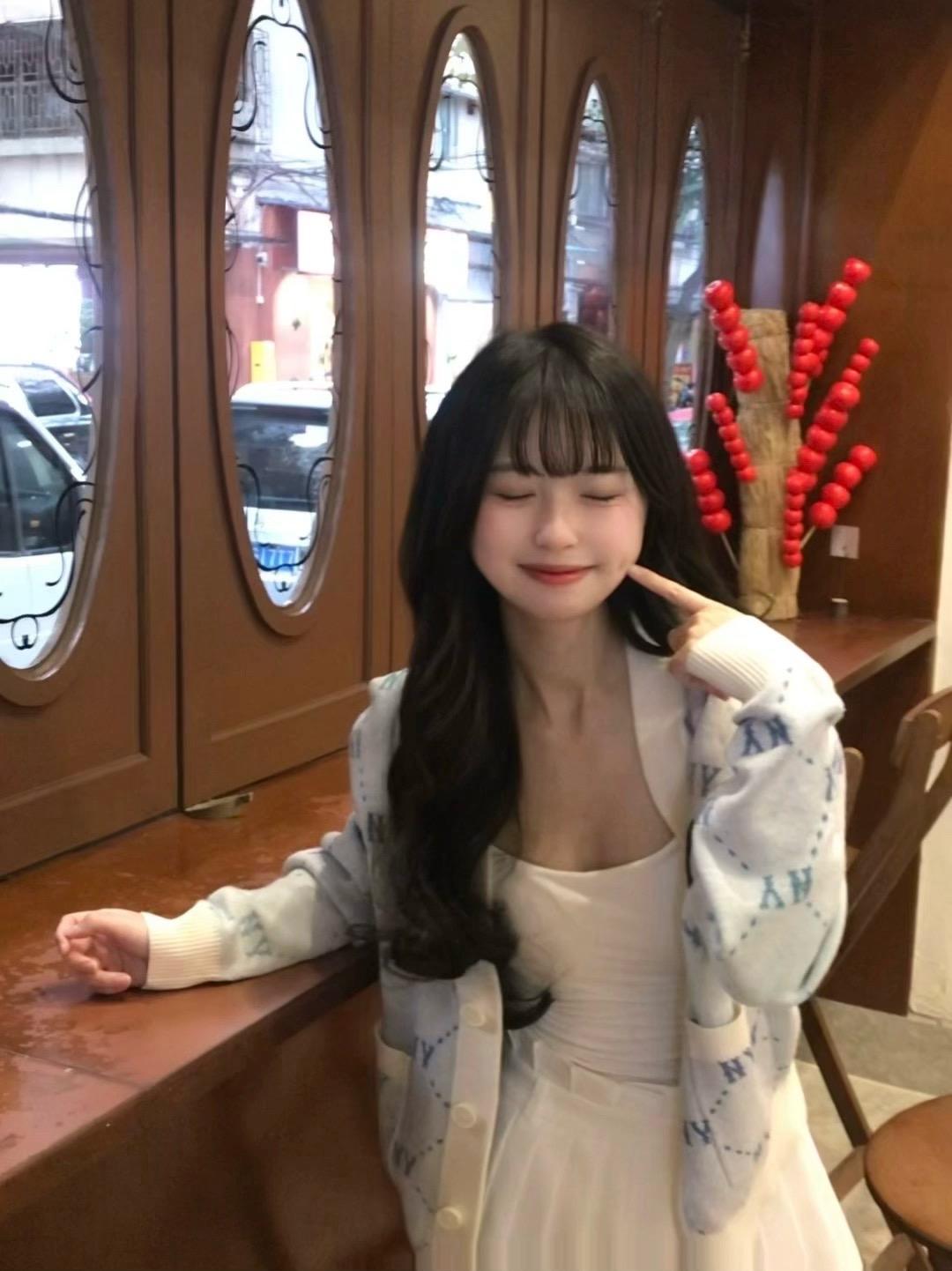 新年也要吃小蛋糕🧁 新年快乐呀！