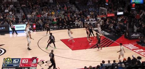 面对偶像约基奇的掘金，杨瀚森今天表现并不理想。杨瀚森4分1篮板nba吐槽大会NB