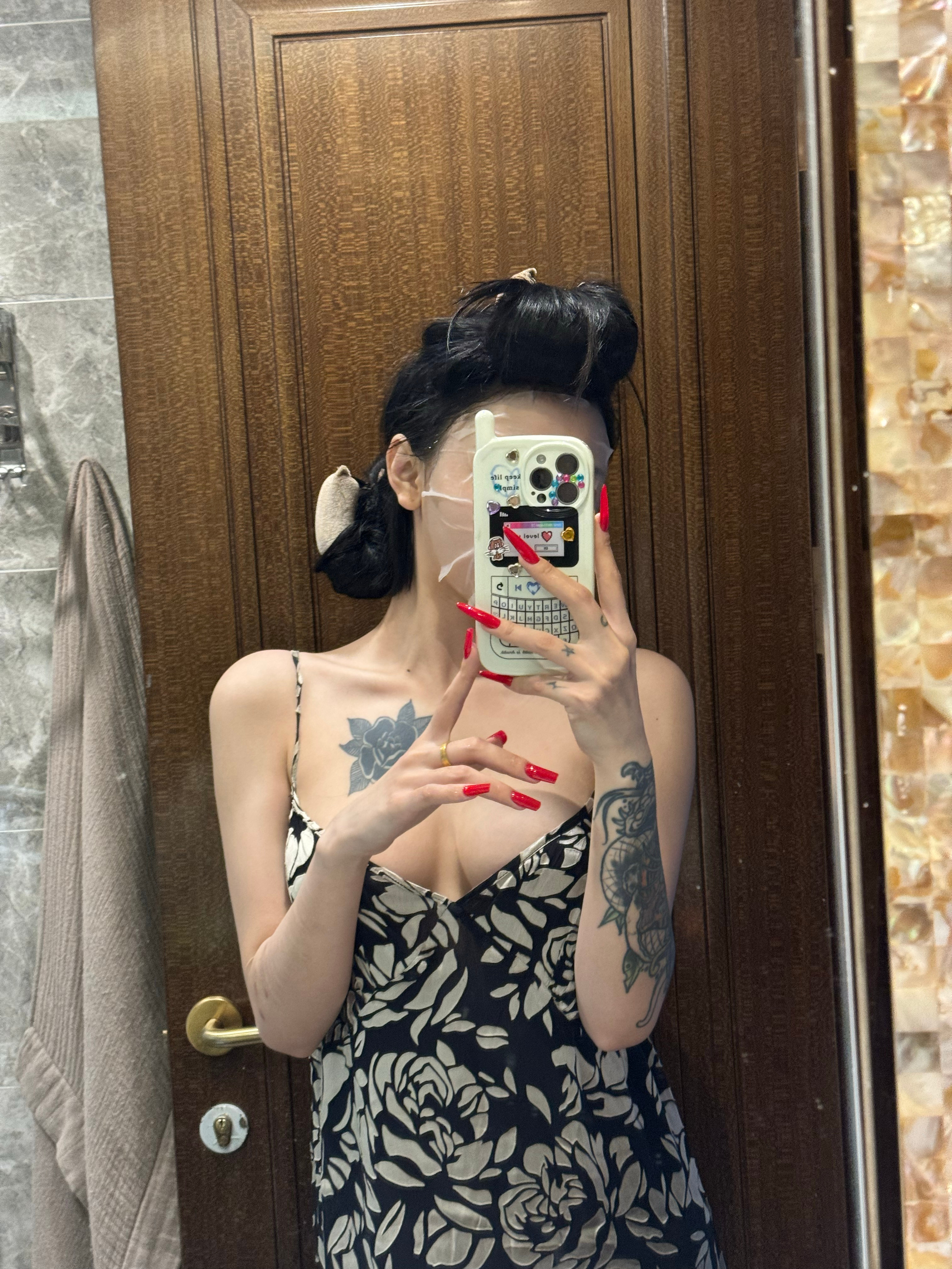 脸超疼 这几天啥也干不了[裂开] ​​​