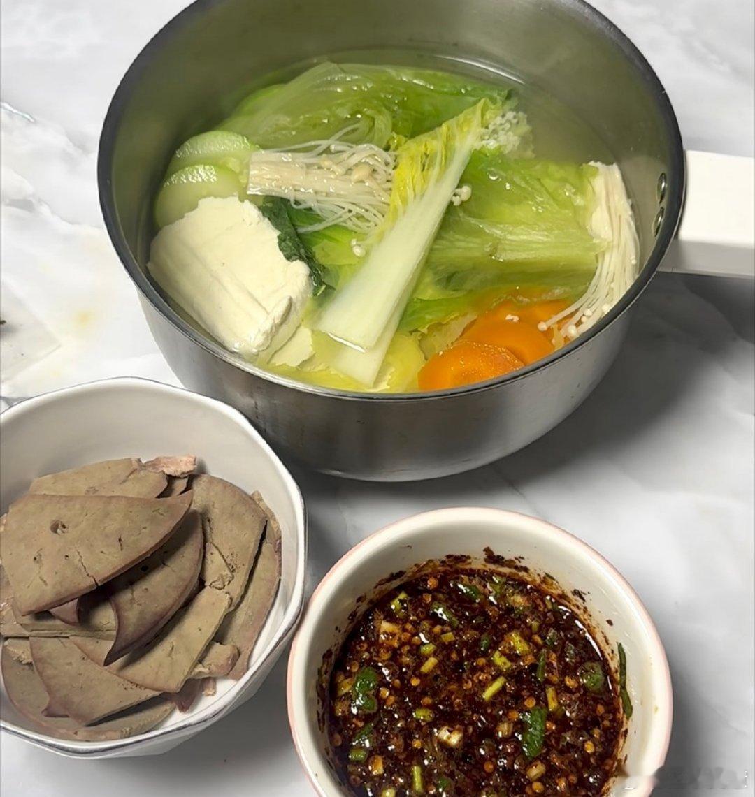 贵州蘸水好想试试贵州蘸水是个什么味儿，只能在贵州吃到吗？武汉有没有这种店子 
