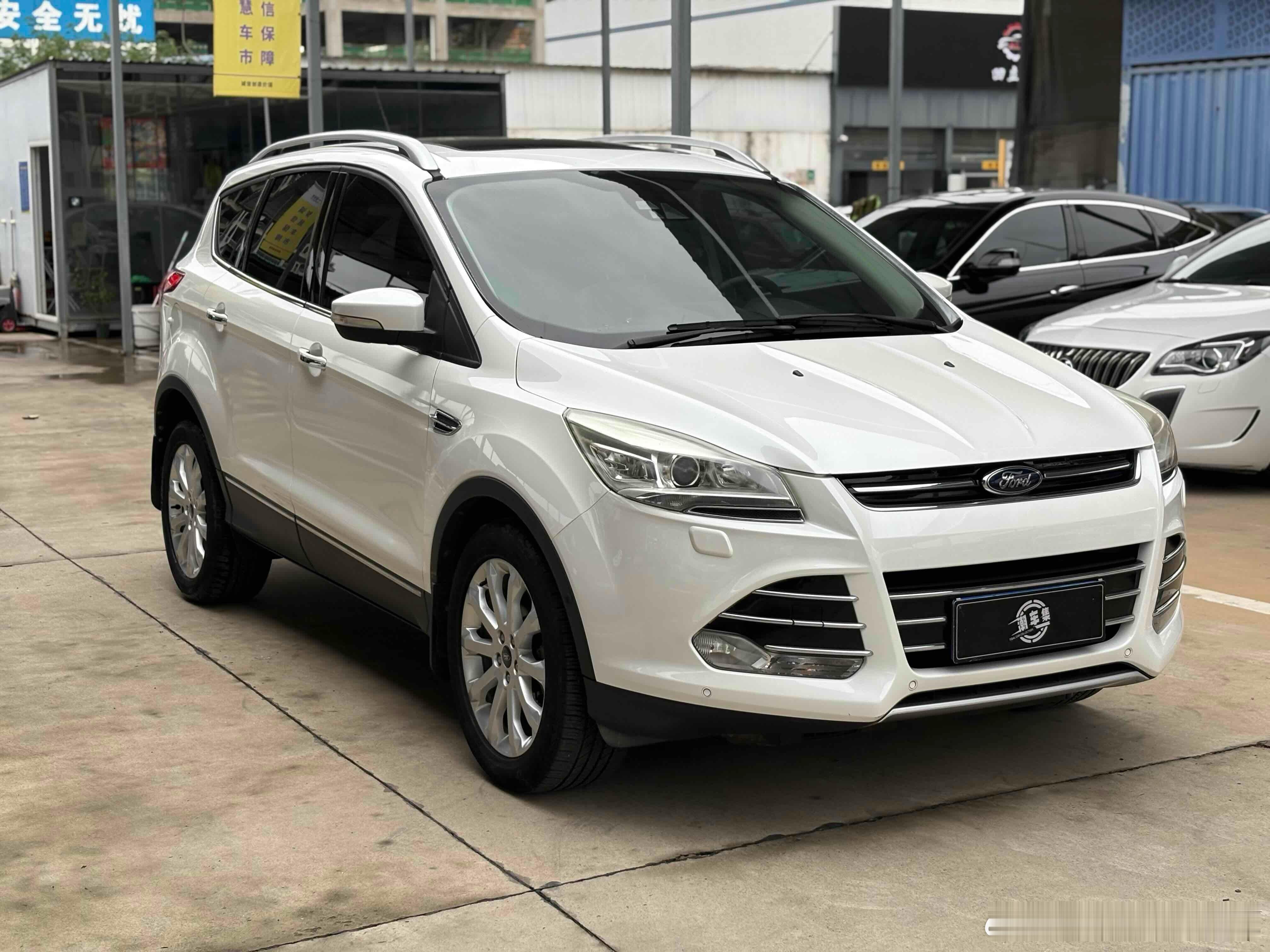 顶配 2014年 福特翼虎 2.0T四驱尊贵一手到我们 实表8万多公里 原版少量