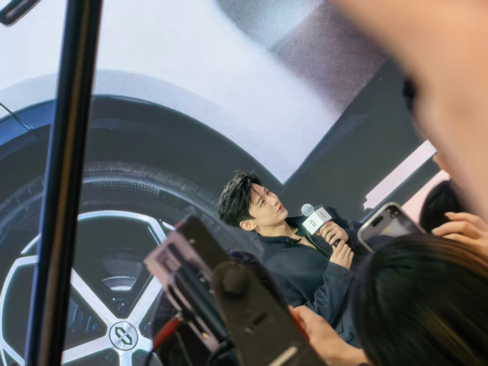 我靠我靠，我的小白