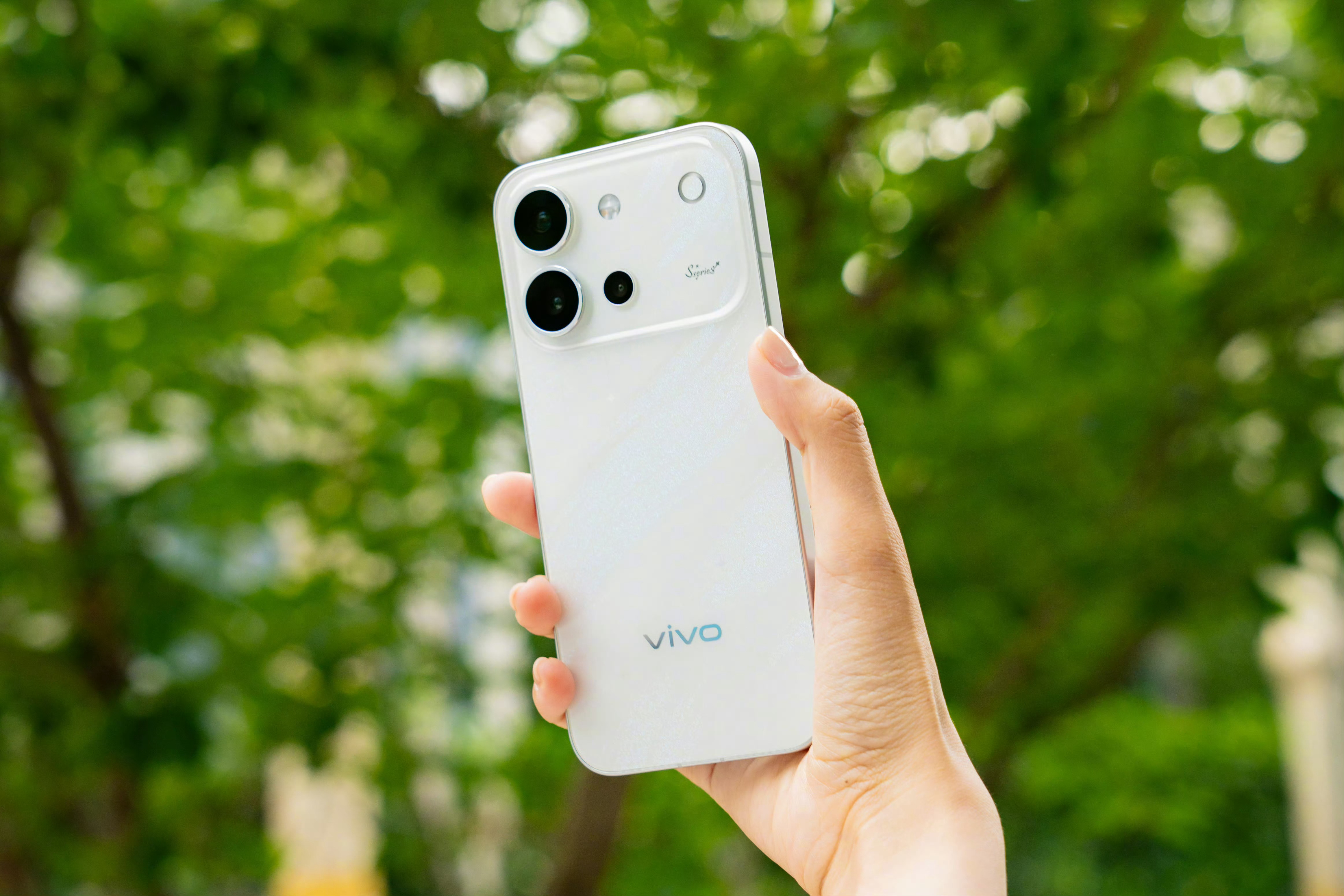 vivo S60vivo S60星星海 马上就要发布了，来猜价格，第一个猜中标准