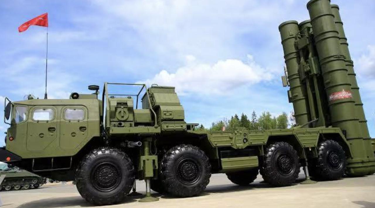 外媒：印度国防部寻求购买300枚S-400拦截弹

  据今日俄罗斯（RT）电视