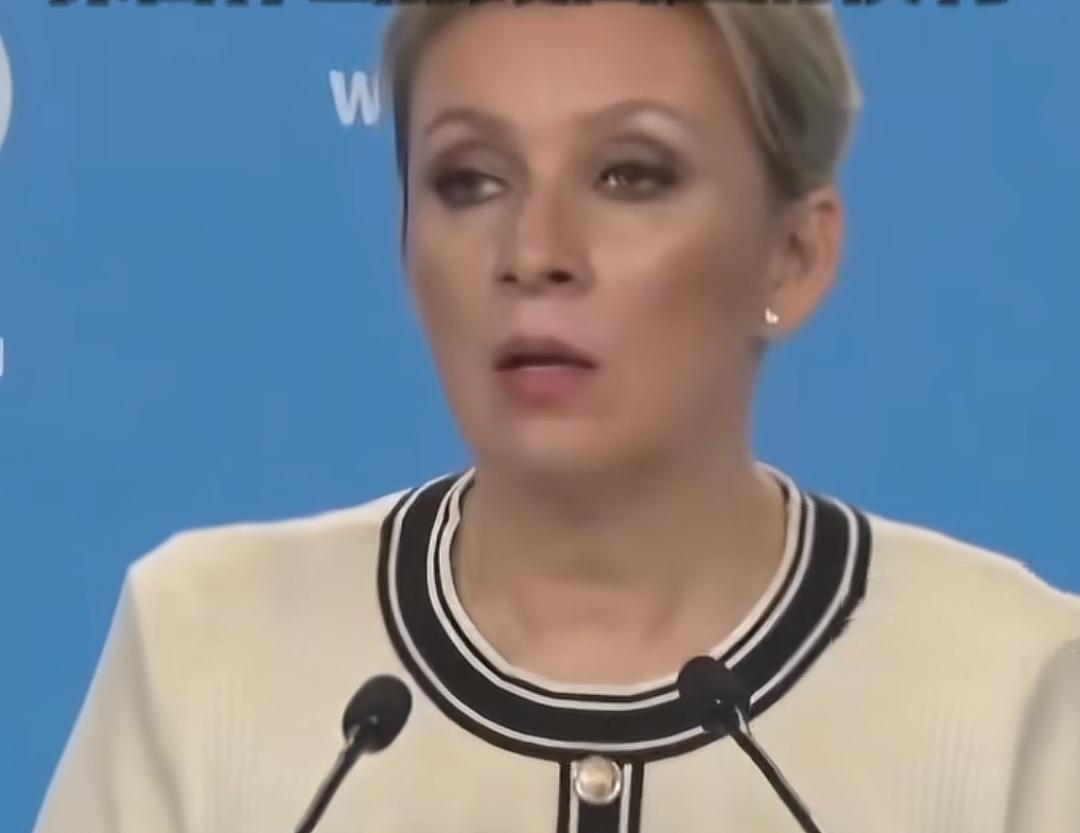 在回答记者问答时，俄罗斯外交部发言人扎哈罗娃强硬表态，"你们刚才提到的岛屿冲绳，