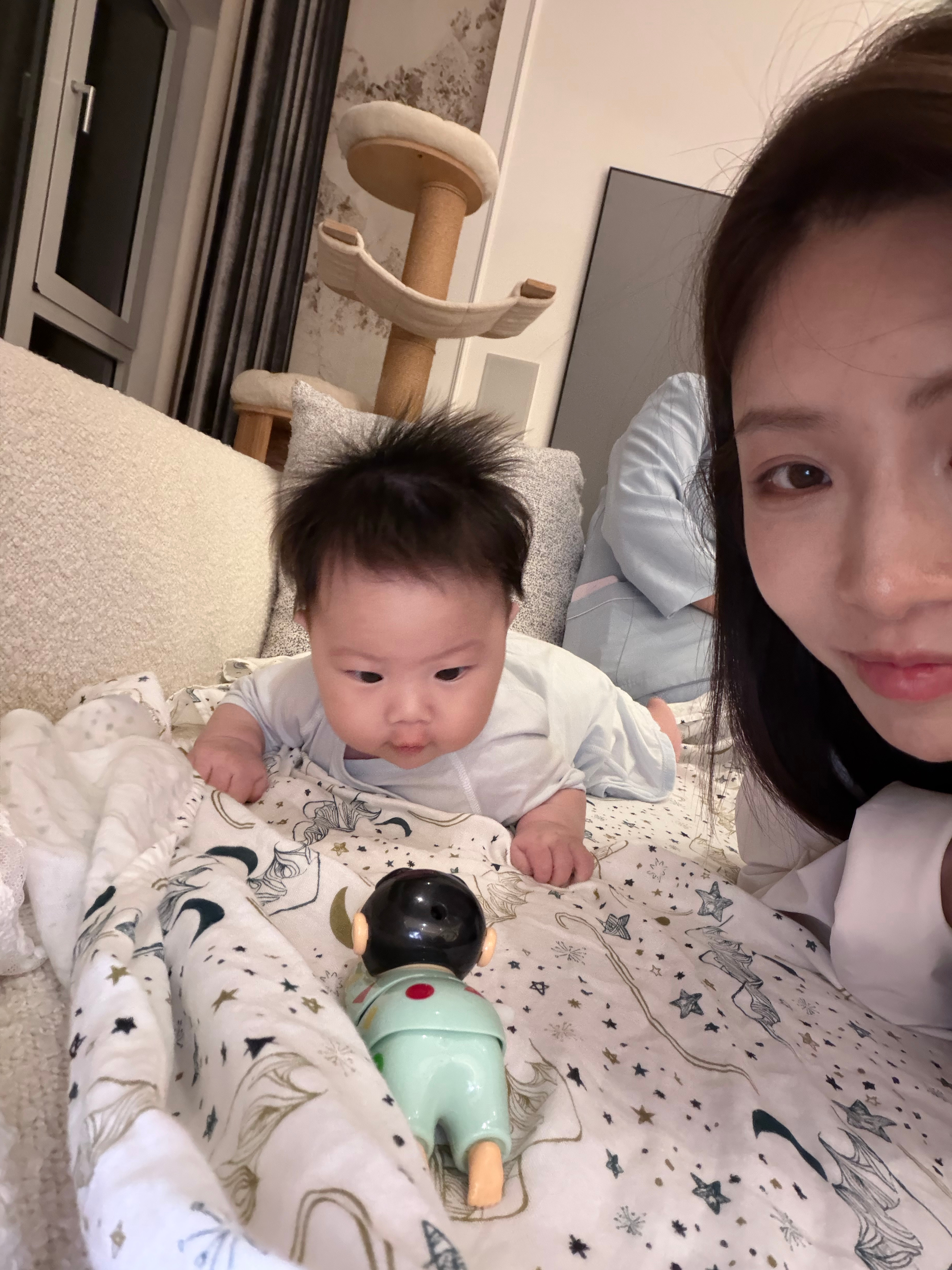 马上100天啦！人类幼崽进入最佳赏味期👶🏻🎀萌之～萌娃养成记