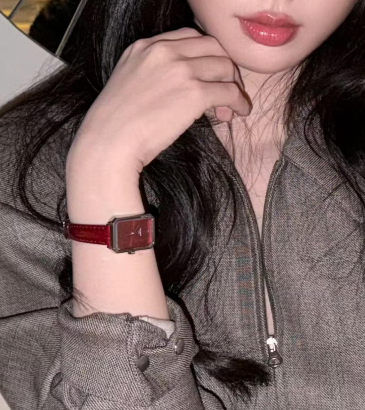 石榴红～⌚️❤️ 