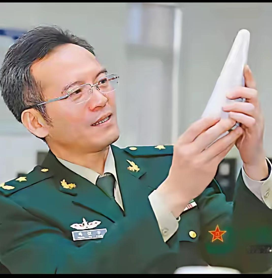 惊闻冯院士病逝，太可惜了，才63岁！
冯院士是典型的江浙人，非常聪明能干，人瘦瘦