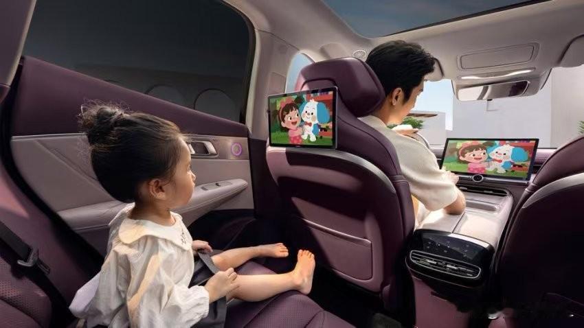 深蓝S07华为乾崑630长续航版作为深蓝汽车icon的明星车型，不负众望，成为市