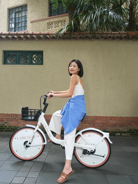 自由出行 享受阳光