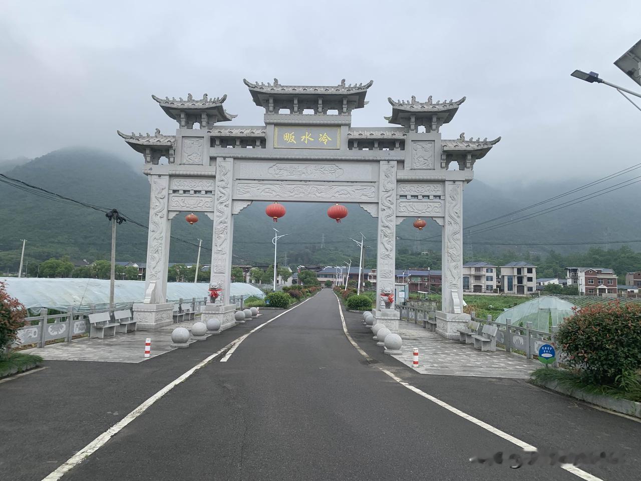 生活博弈智慧：读懂一报还一报，看透人情处世

前期我们聊过囚徒困境与纳什均衡，很