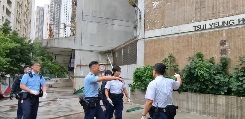 珍惜生命莫留遗憾生命脆弱不堪，一次糊涂选择，就会留下无尽遗憾。
 （个人观点仅供