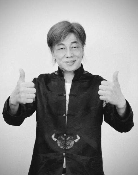 77岁梁小龙冬夜猝然离世：冬天，从来都是老人的“生死坎”
 
1月18日，“陈真