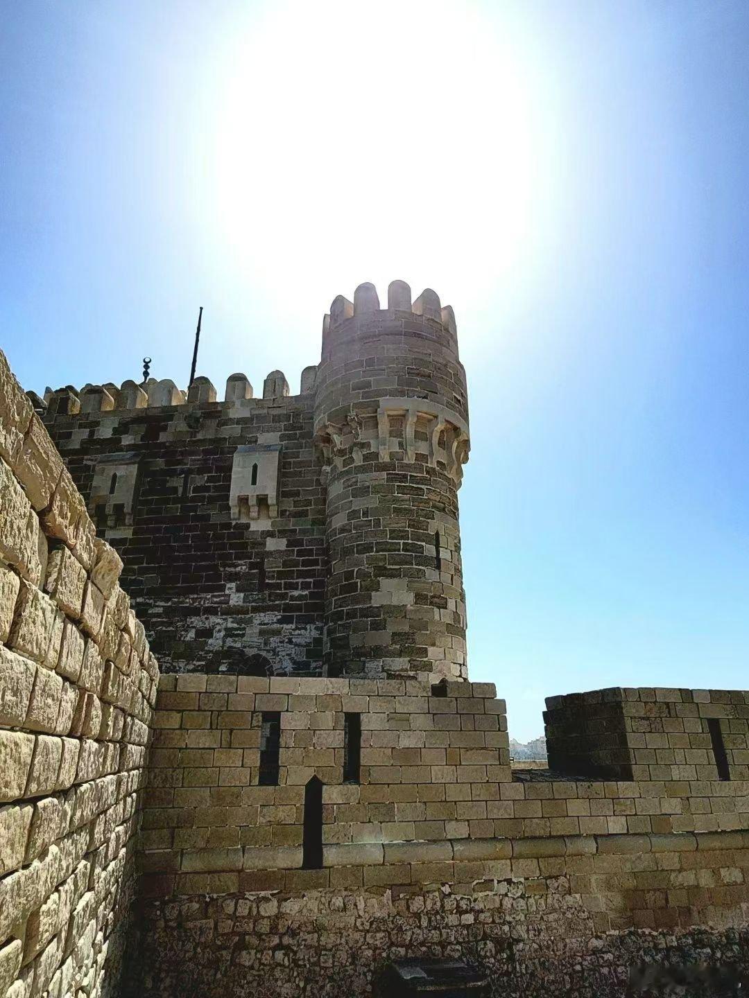 觅得英国杰里米.布莱克的《地图中的战争史》陆战、海战两卷。首先吸引我的是海战卷的