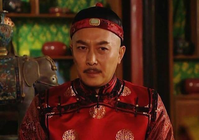 明珠家族与“九子夺嫡”
在康熙雍正年间的“九子夺嫡”事件中，明珠家族三次“押宝”