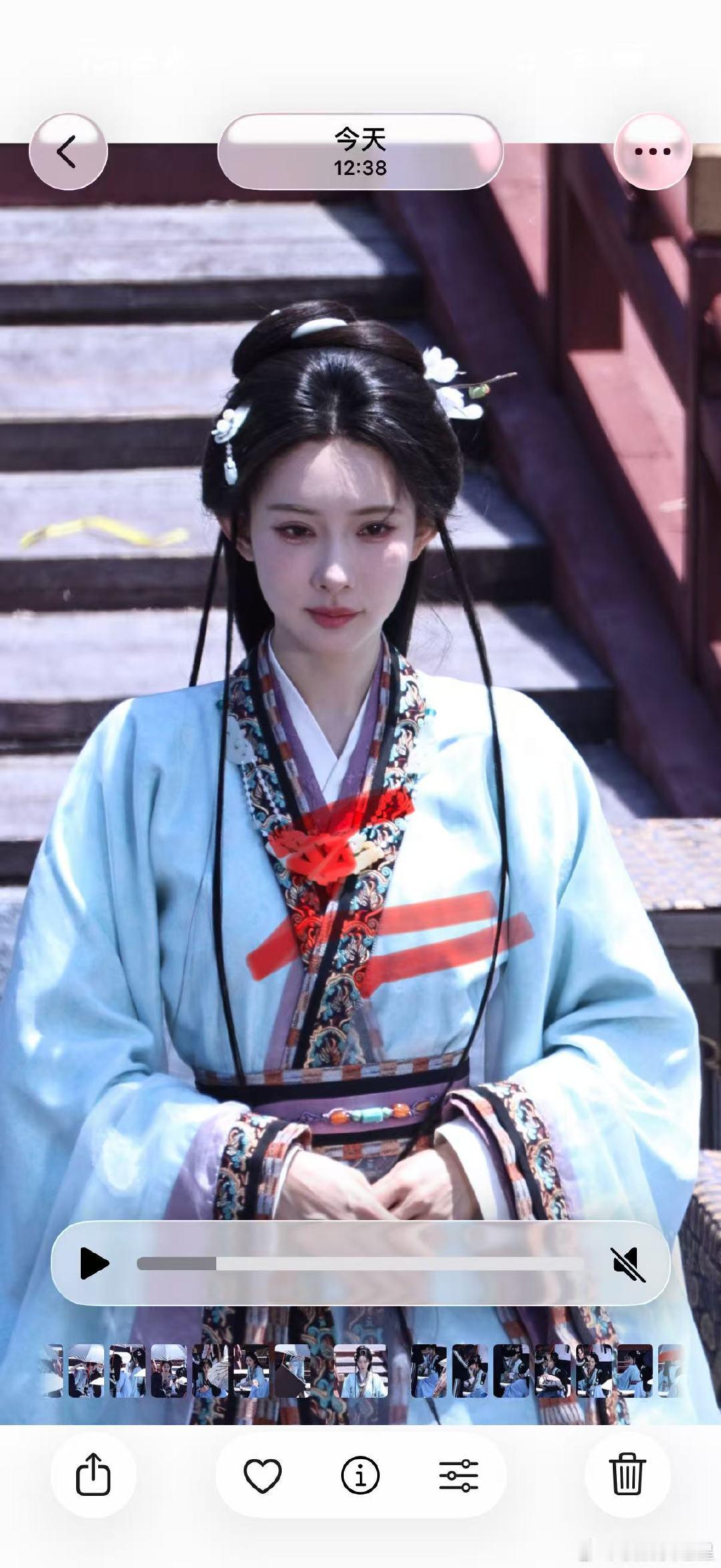 孔雪儿孟子义将门独后同框路透两大美女梦幻同框，将门独后路透氛围感直接拉满，颜值太
