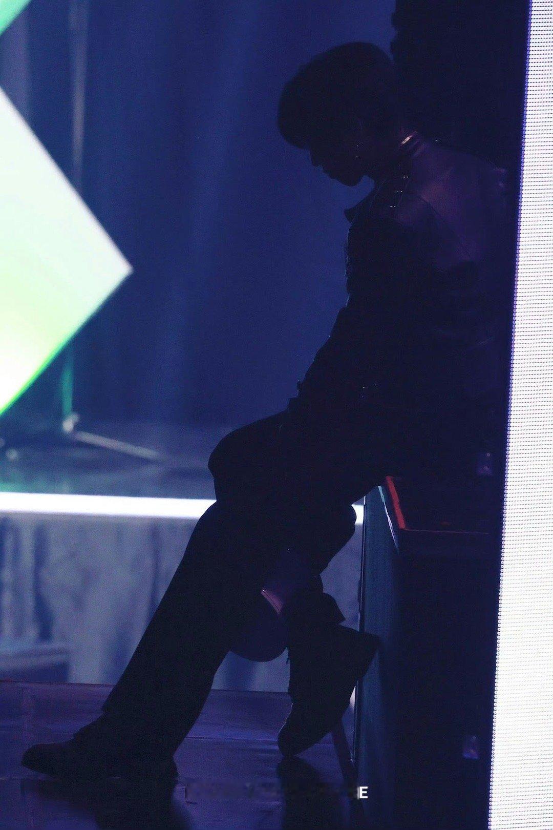 这个时候在想什么呢 