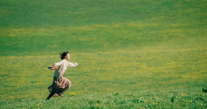 行走北疆的妈妈