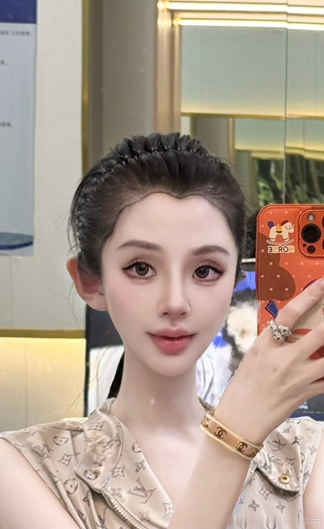 这发际线能逆袭成图二嘛 