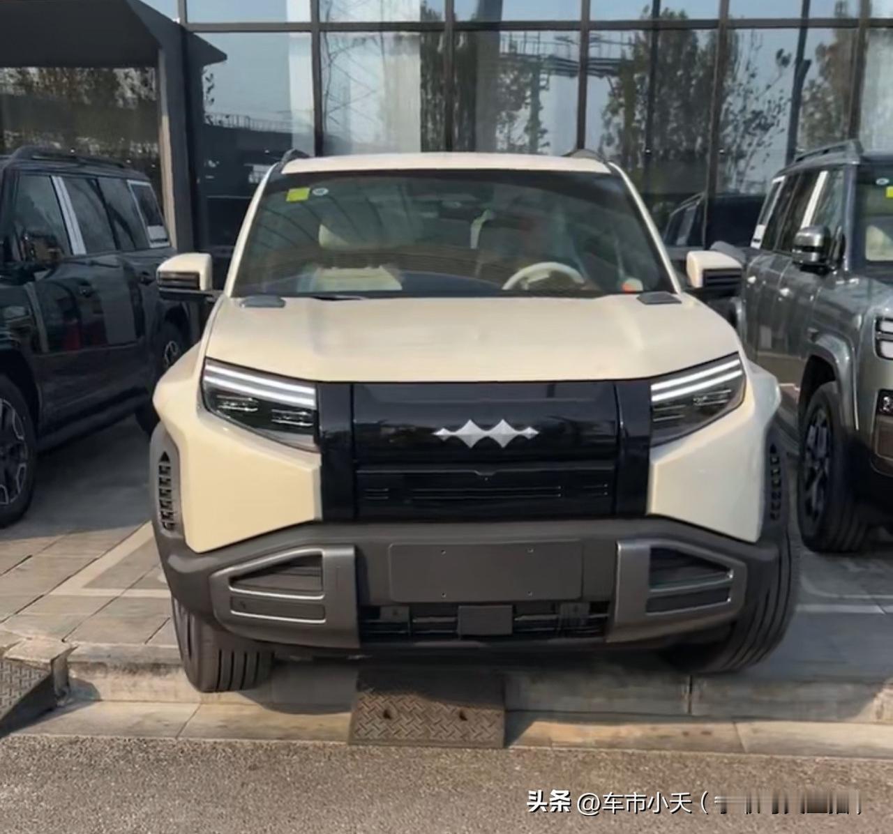 网上经常看到说出口到国外的车，和国内做工不一样，这基本都是外行在传。现在很多出口