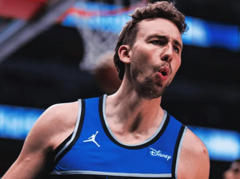 ESPN预测明日比赛：森林狼胜率48.1%，魔术胜率51.9%