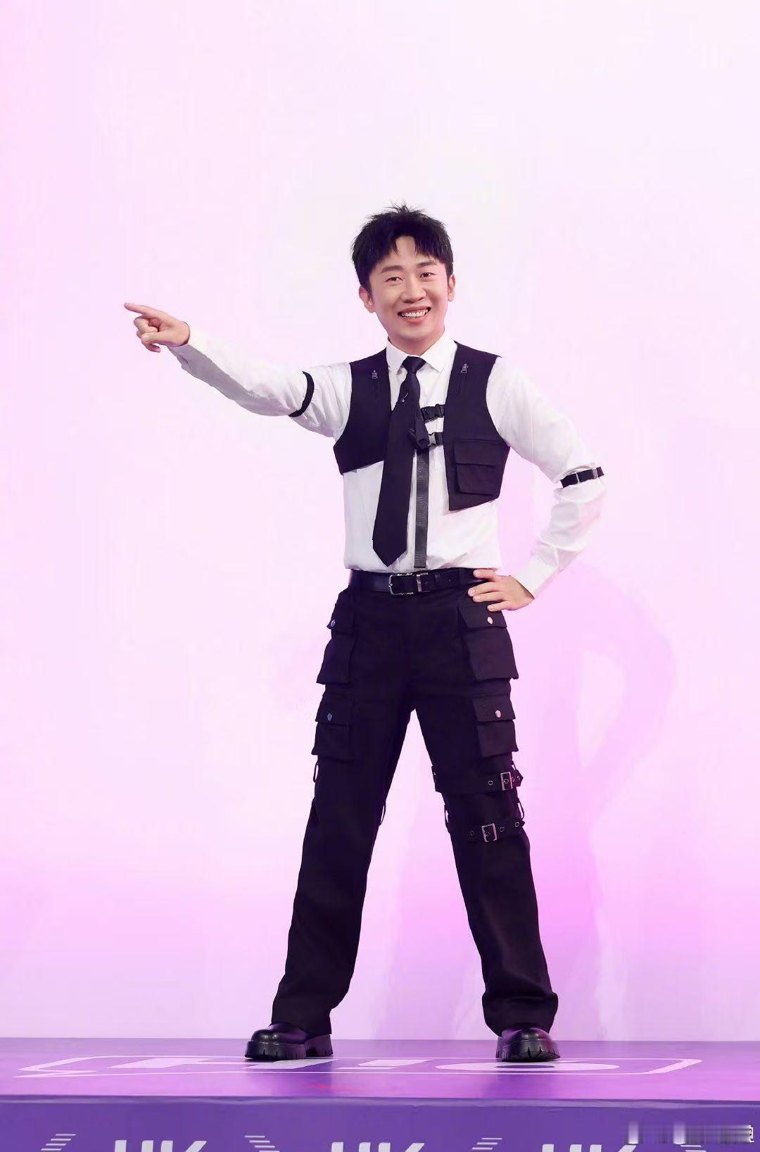 孟佳高瀚宇唐九洲直播拉票 孟佳高瀚宇唐九洲hi6直播摇人好六直播摇人现场超燃！全