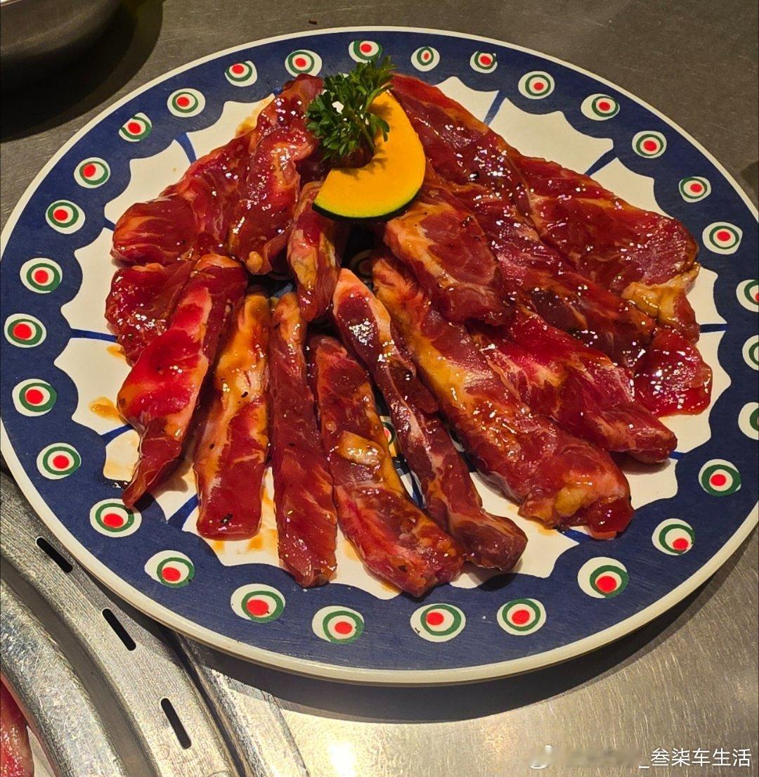 中午放纵餐，吃起来减肥食谱烤肉