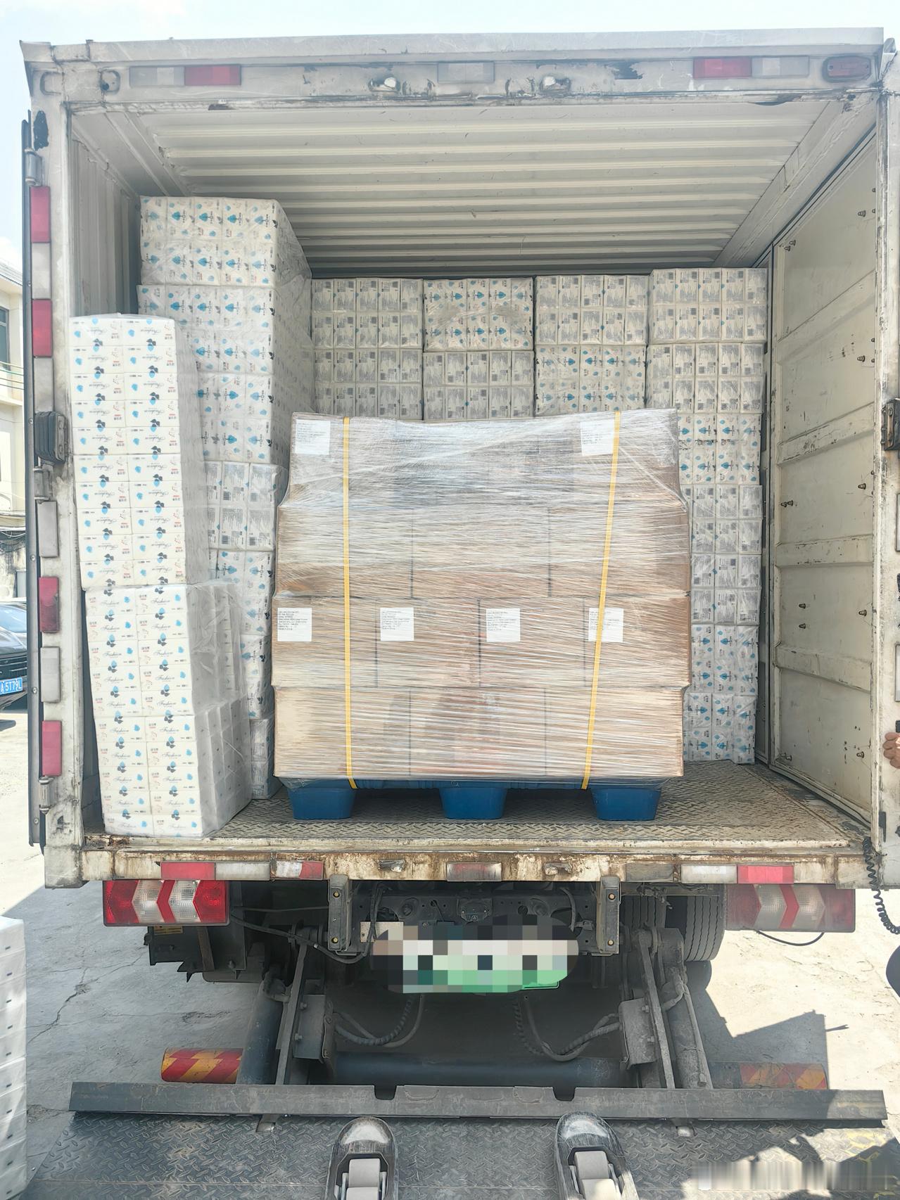 【訂艙轉運/廣州白雲提貨】感激客戶的信任和支持，我會繼續努力！訂艙請選我們香港團
