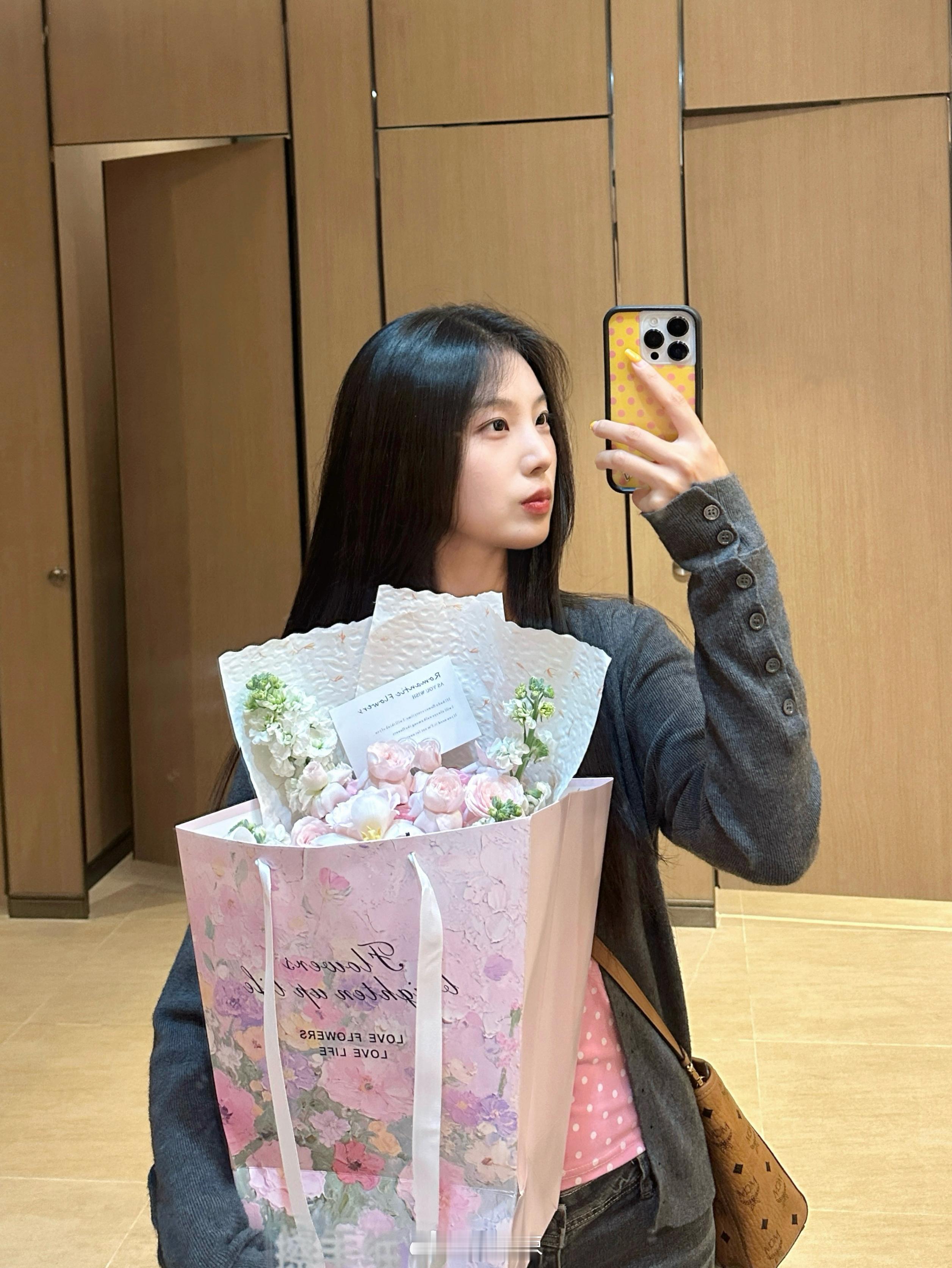 是谁审美这么好！怒拍100张 大家儿童节快乐喘口气吧小大人们(^^) 