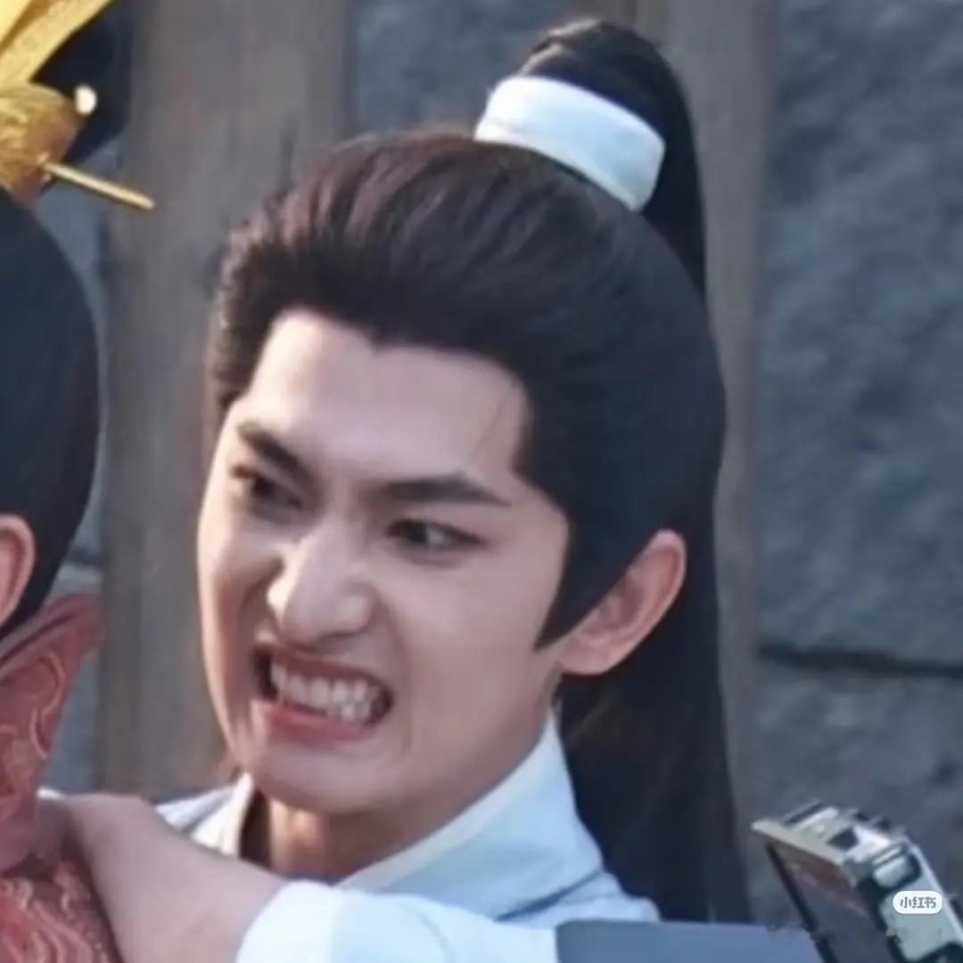 杨洋这是在演什么