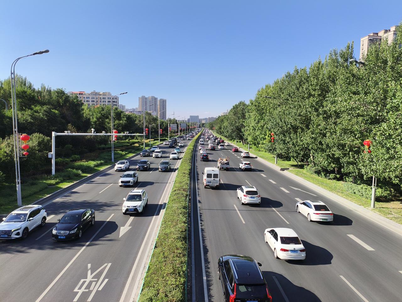 考考你对乌鲁木齐的熟悉度:这是河滩快速路哪一段？