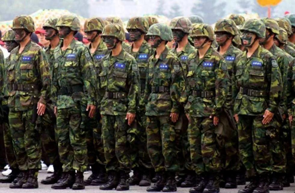 台湾统一过程中会不会有台湾部队起义？说实话，台湾目前20多万部队，志愿兵16万，