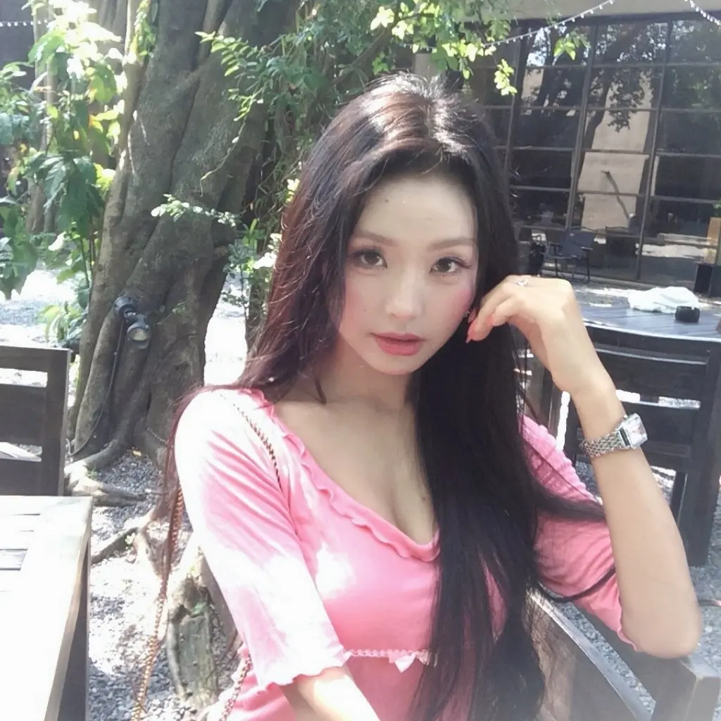 一会好一会不好的 你快爱上别人吧 别他妈烦我了
