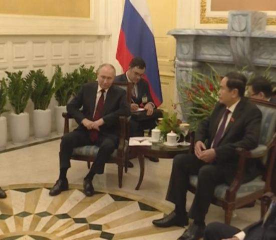 越南签下本币结算，为何最紧张的不只是美国？
 
普京在莫斯科与越南领导人会面后称