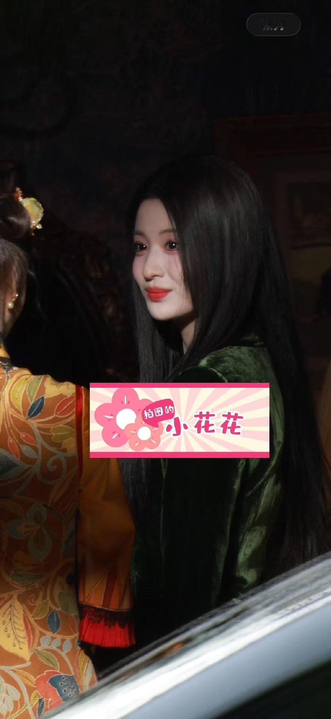 王楚然绿丝绒长裙啊啊啊啊啊啊今天的裟椤是黑长直🥹😭不开玩笑 最适合黑长直的人