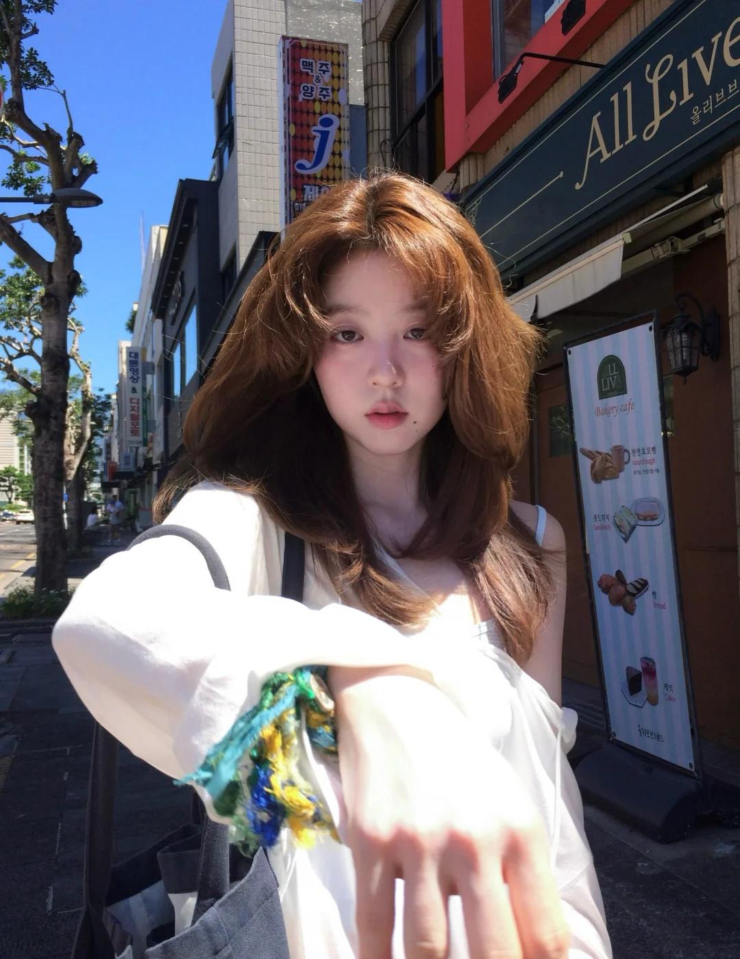 握手🐾
一套满分旅行遛弯穿搭🚶🏻‍♀️‍➡️
松弛感穿搭 ootd 旅行穿