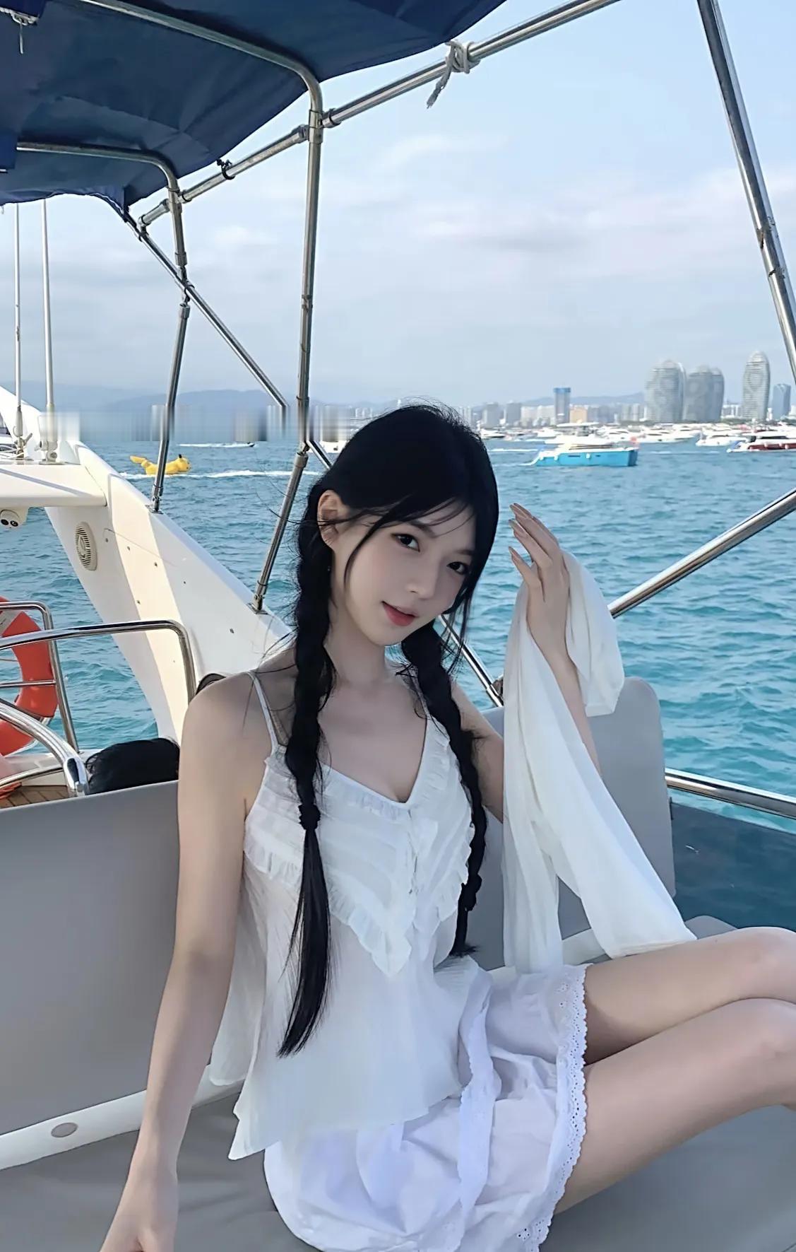 钱、爱情、亲情、健康哪个最重要? 钱最重要，亲情第二重要，健康第三重要，爱情最后