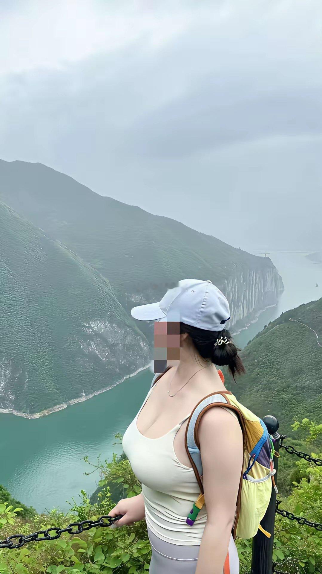 明明很白，为什么说是黄种人？曾经的人种划分依据是啥朋友圈里美女多白欧美很多皮肤泛