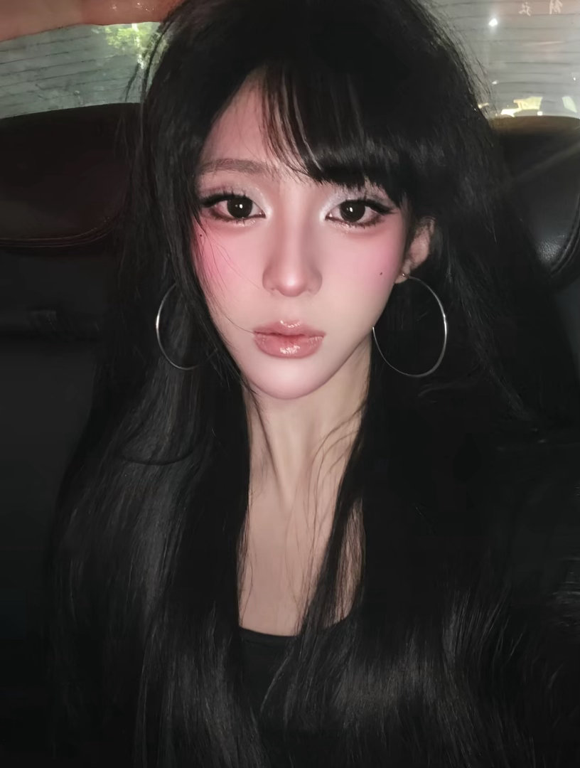 起床了小澈发朋友圈了 看一下评论 你觉得怎么样 